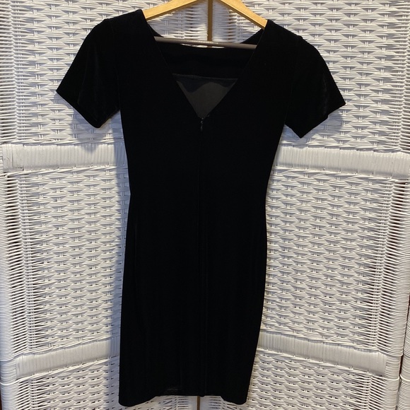 EUC Amanda Uprichard Stretch Velvet dress size S - Picture 3 of 6